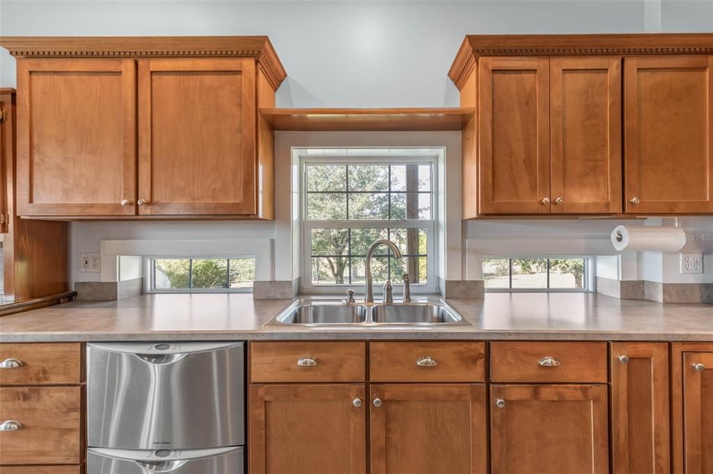 待售: $1,395,000 (3 贝兹, 3 浴室, 1988 平方英尺)