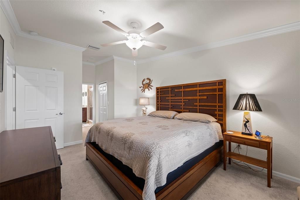 For Rent: $6,000 (2 beds, 2 baths, 1336 Square Feet)