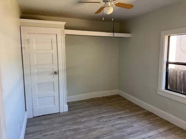 For Sale: $329,900 (6 beds, 0 baths, 1696 Square Feet)