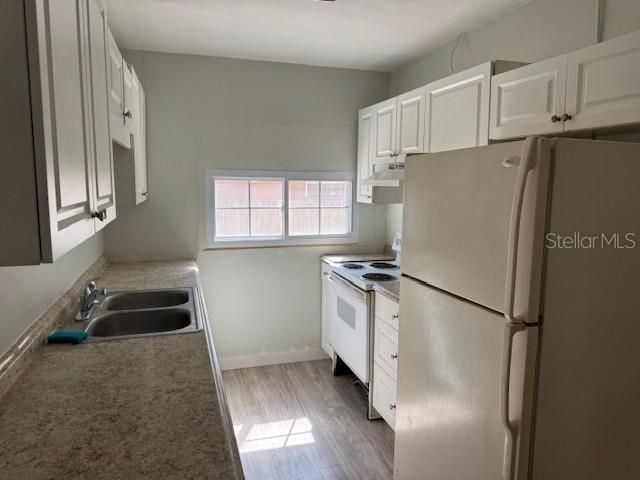 For Sale: $329,900 (6 beds, 0 baths, 1696 Square Feet)