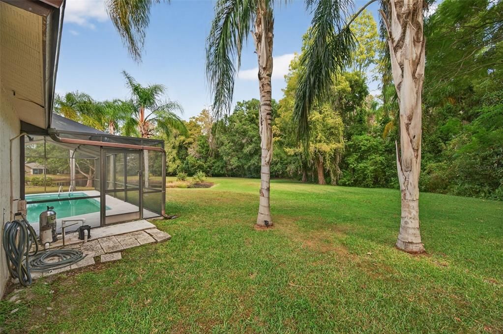 Active With Contract: $324,900 (3 beds, 2 baths, 1741 Square Feet)