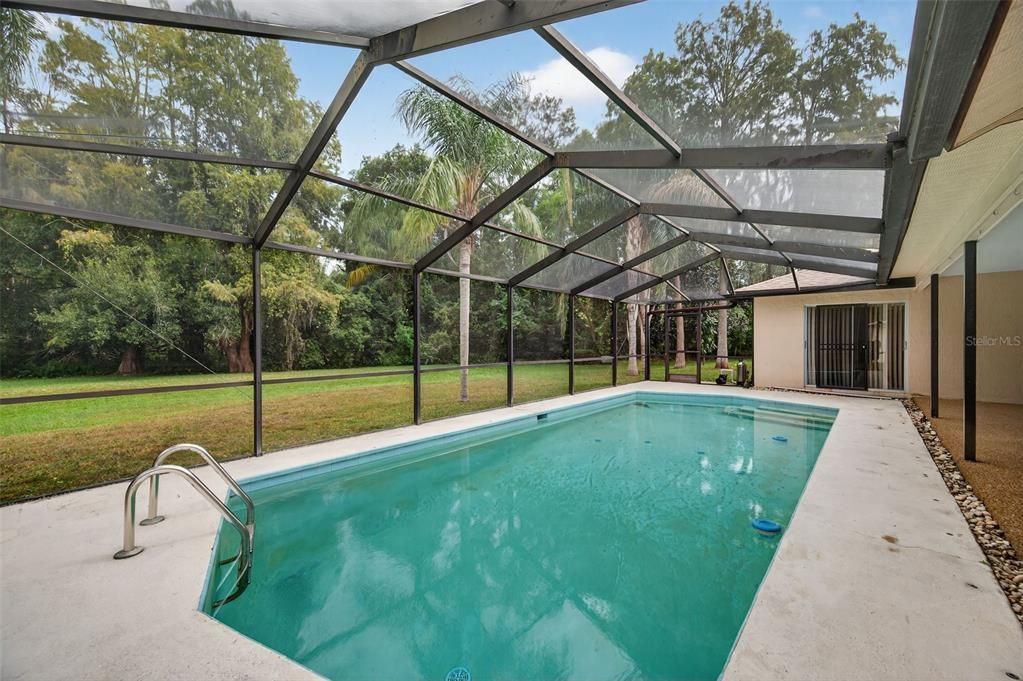 Active With Contract: $324,900 (3 beds, 2 baths, 1741 Square Feet)