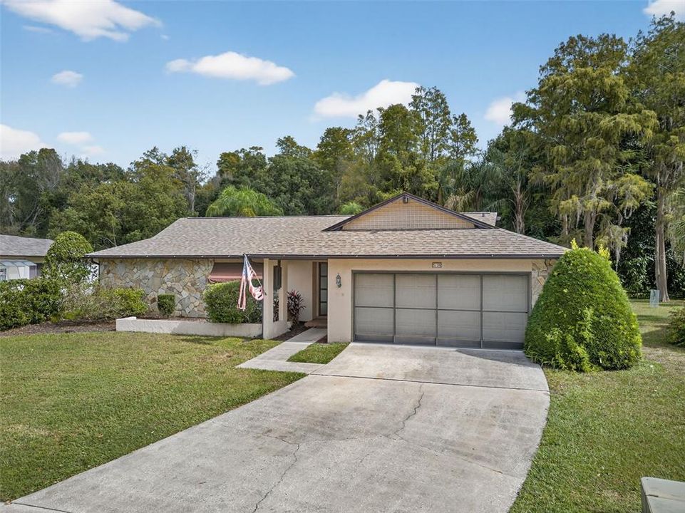 Active With Contract: $324,900 (3 beds, 2 baths, 1741 Square Feet)