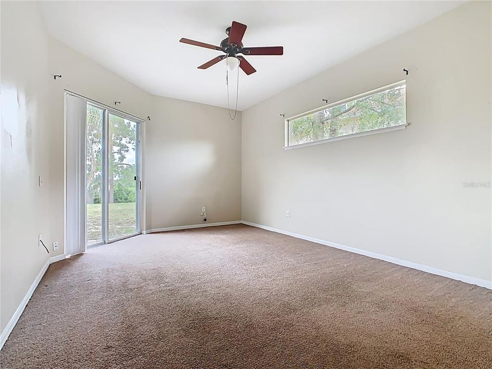 Active With Contract: $395,000 (5 beds, 4 baths, 2582 Square Feet)