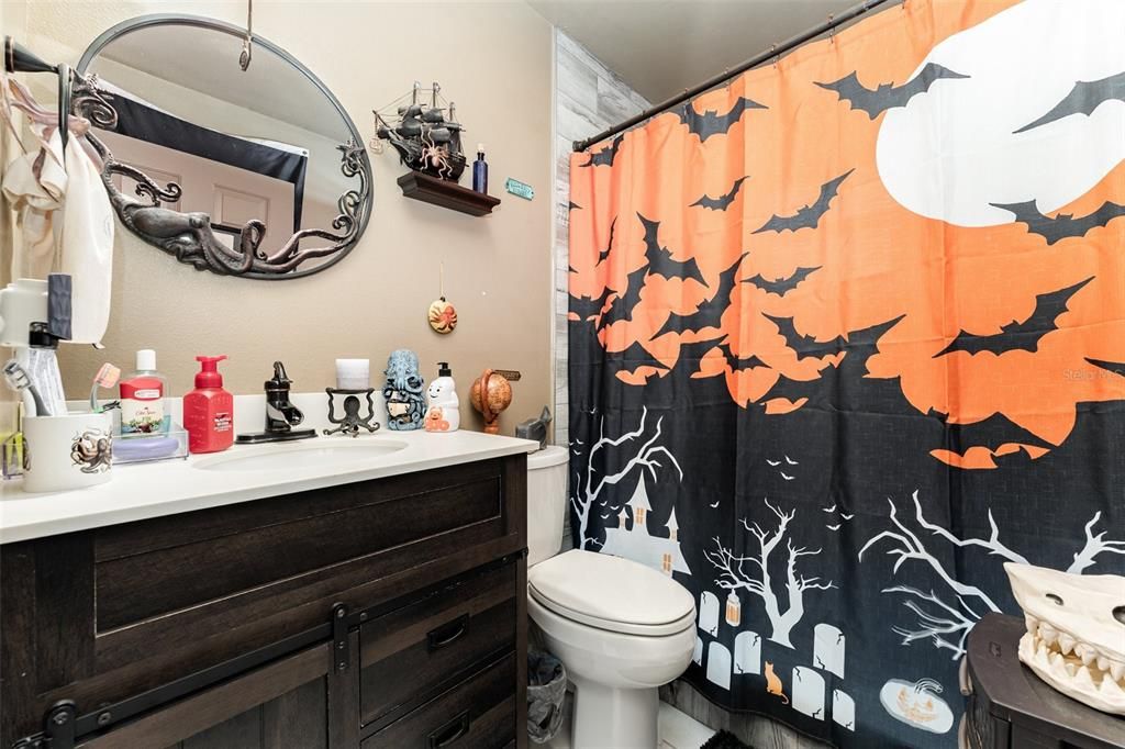 待售: $245,000 (3 贝兹, 2 浴室, 1277 平方英尺)