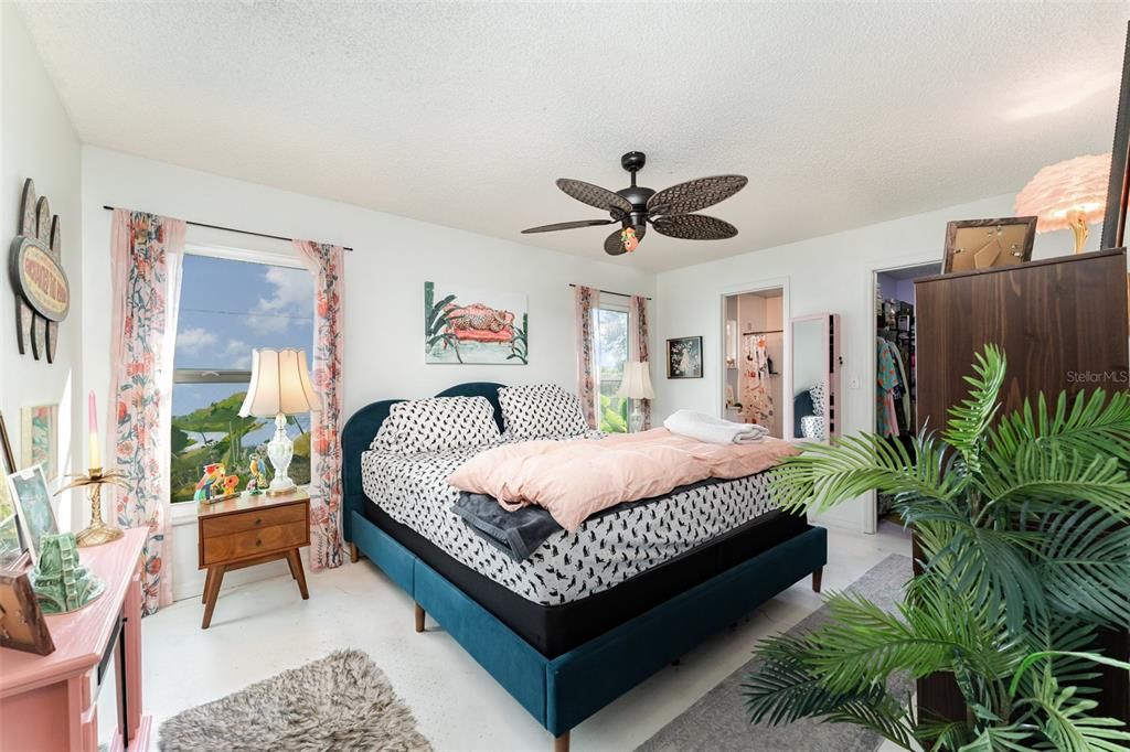 待售: $245,000 (3 贝兹, 2 浴室, 1277 平方英尺)