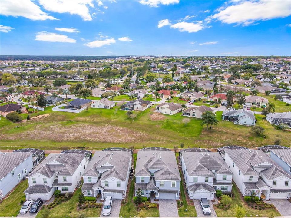 待售: $740,000 (9 贝兹, 5 浴室, 3909 平方英尺)