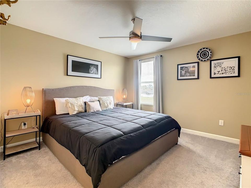 待售: $740,000 (9 贝兹, 5 浴室, 3909 平方英尺)