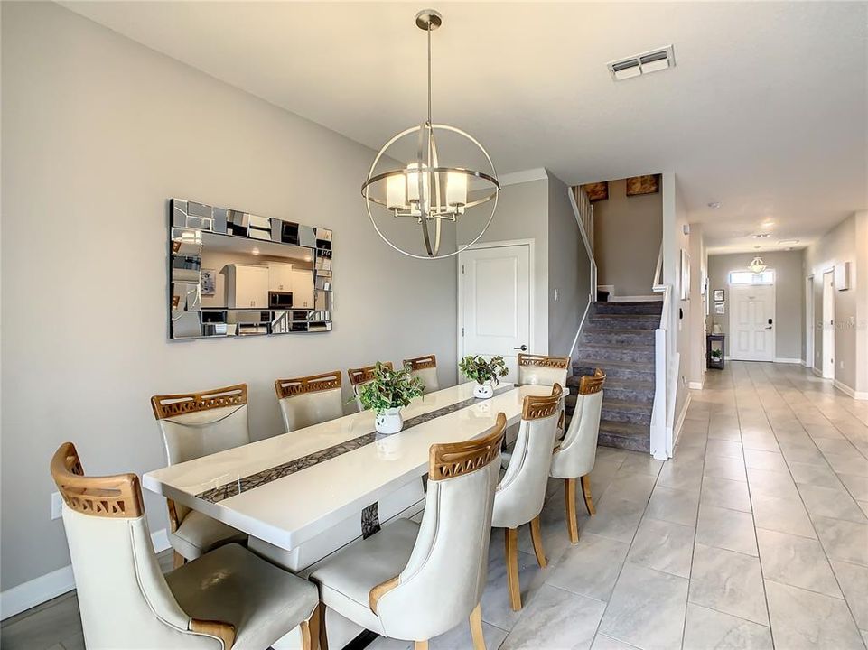 待售: $740,000 (9 贝兹, 5 浴室, 3909 平方英尺)