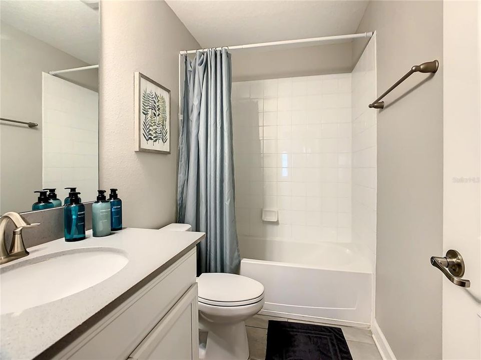 待售: $740,000 (9 贝兹, 5 浴室, 3909 平方英尺)