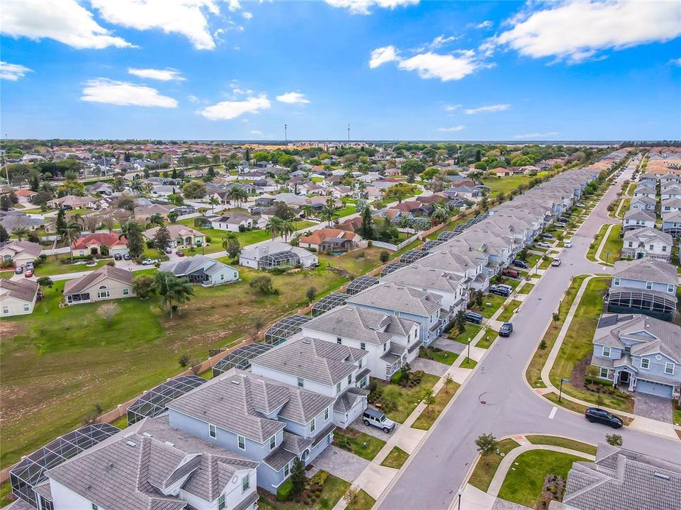 待售: $740,000 (9 贝兹, 5 浴室, 3909 平方英尺)