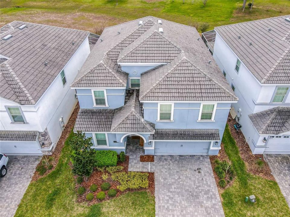 待售: $740,000 (9 贝兹, 5 浴室, 3909 平方英尺)