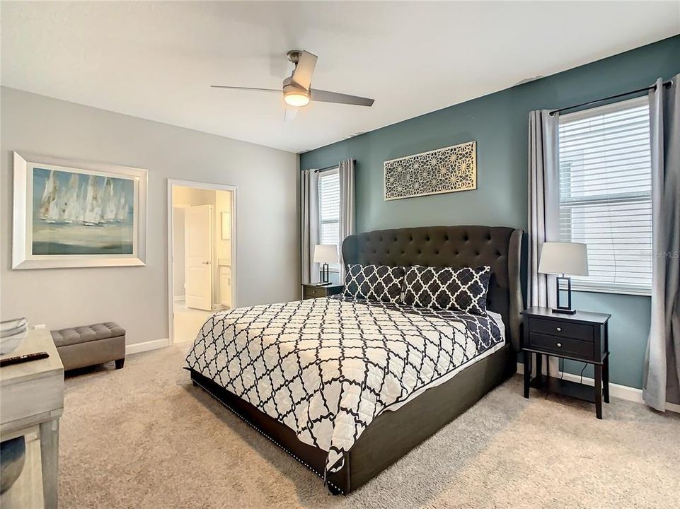 待售: $740,000 (9 贝兹, 5 浴室, 3909 平方英尺)