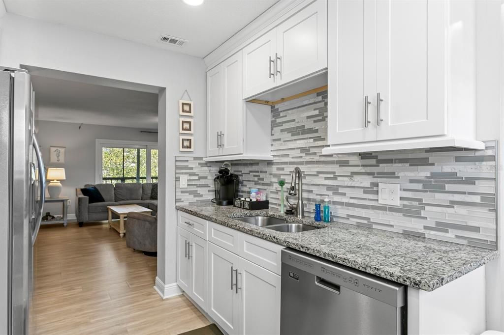 For Sale: $510,000 (2 beds, 2 baths, 1225 Square Feet)