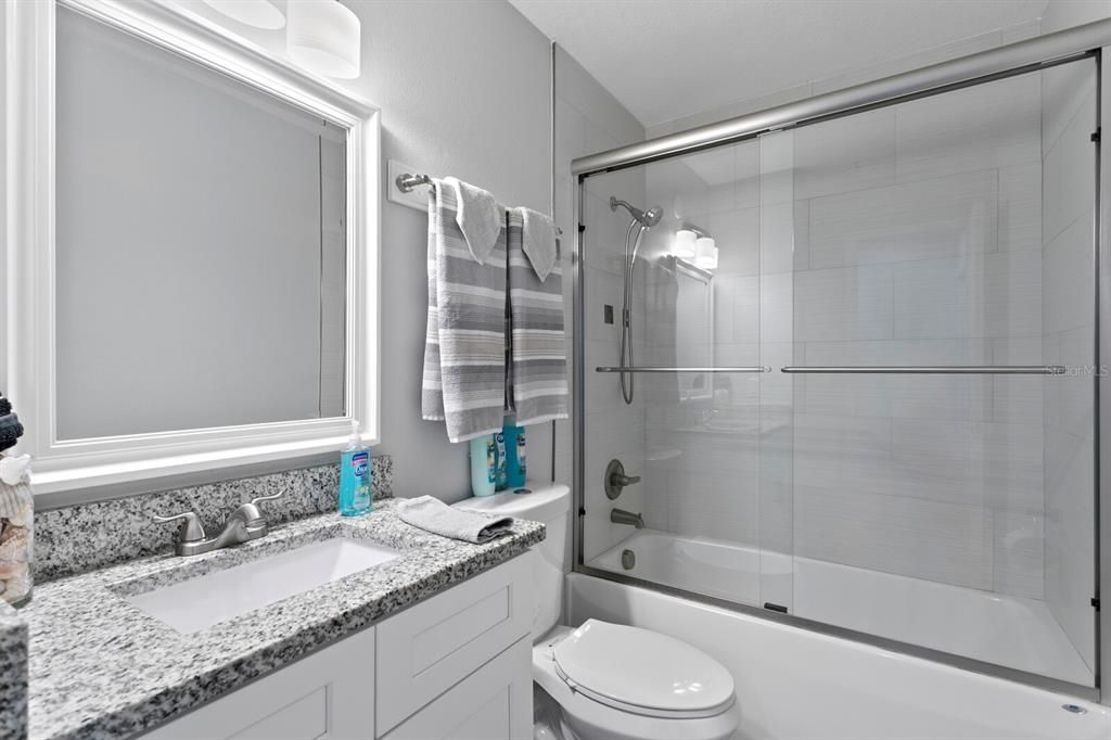 For Sale: $510,000 (2 beds, 2 baths, 1225 Square Feet)