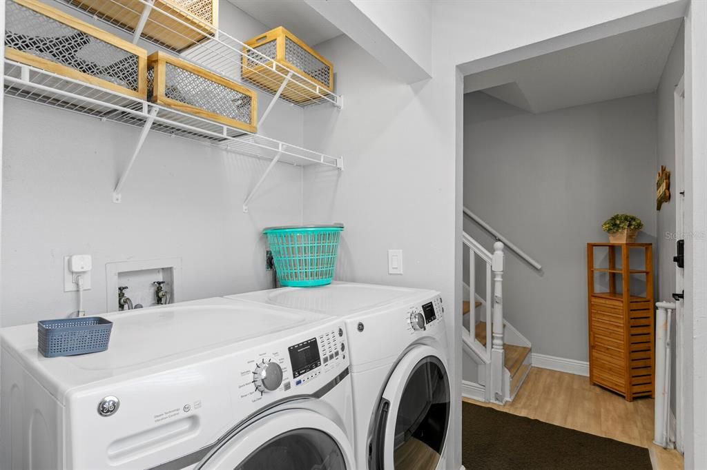 For Sale: $510,000 (2 beds, 2 baths, 1225 Square Feet)