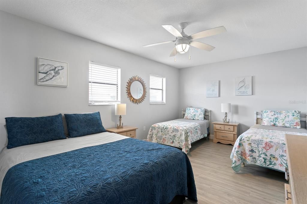 For Sale: $510,000 (2 beds, 2 baths, 1225 Square Feet)