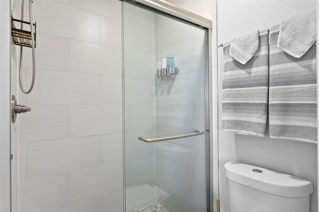 For Sale: $510,000 (2 beds, 2 baths, 1225 Square Feet)