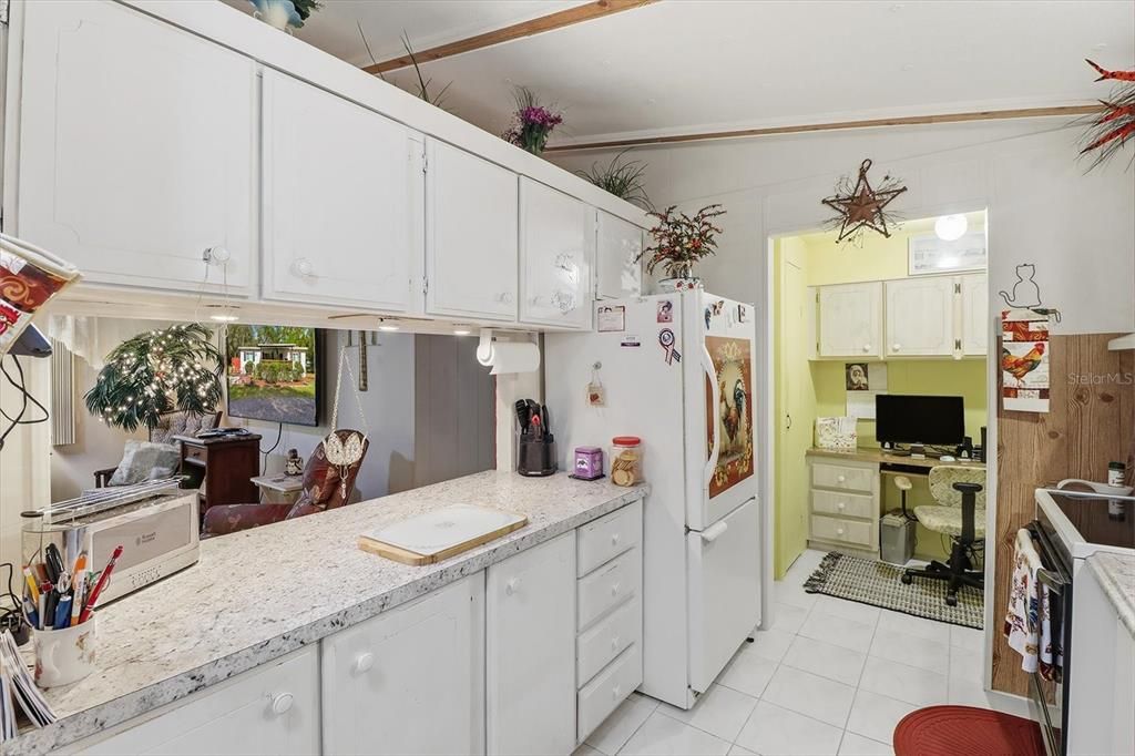 待售: $180,000 (3 贝兹, 2 浴室, 1256 平方英尺)