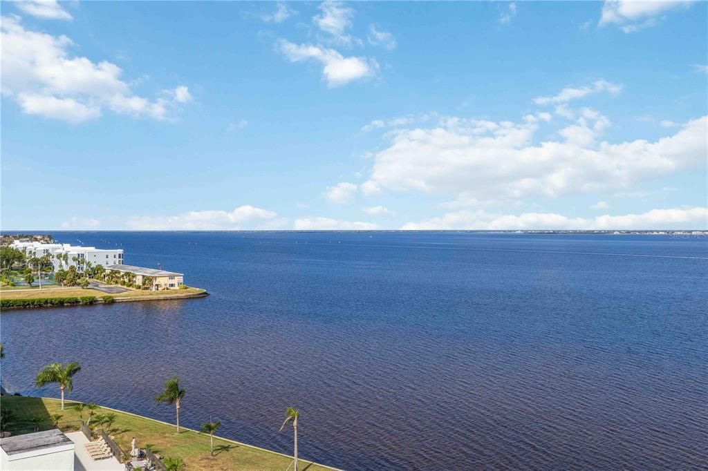 For Rent: $5,500 (4 beds, 2 baths, 1988 Square Feet)