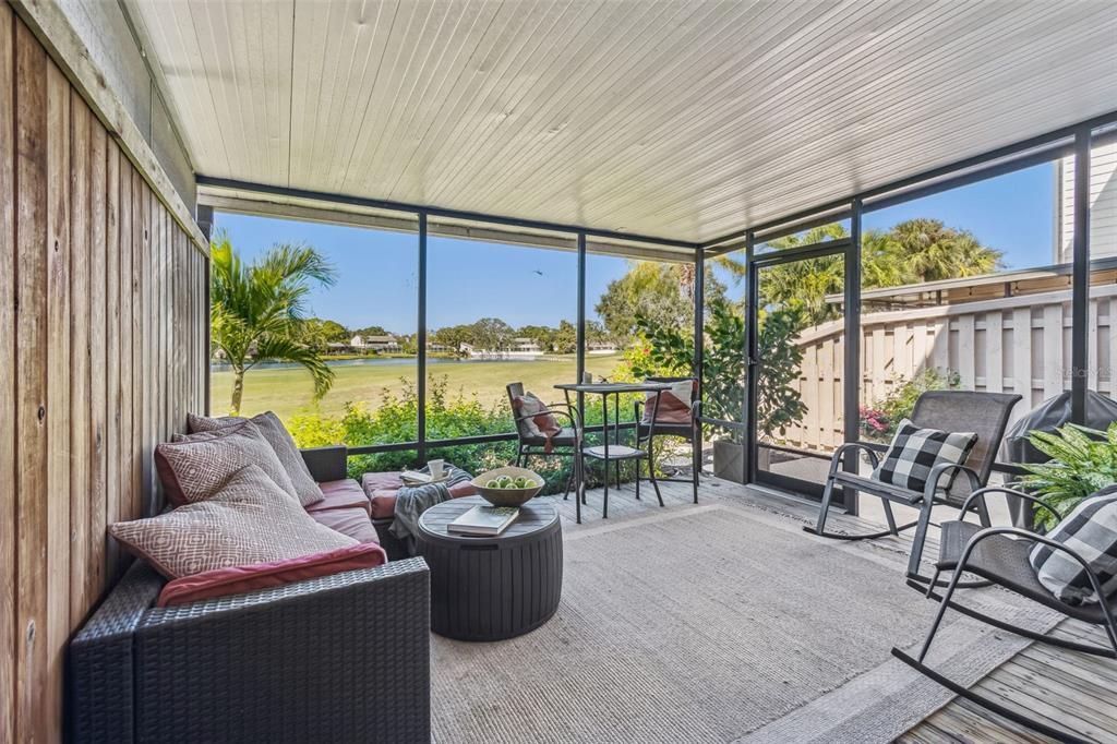 Activo con contrato: $455,000 (3 camas, 3 baños, 2030 Pies cuadrados)