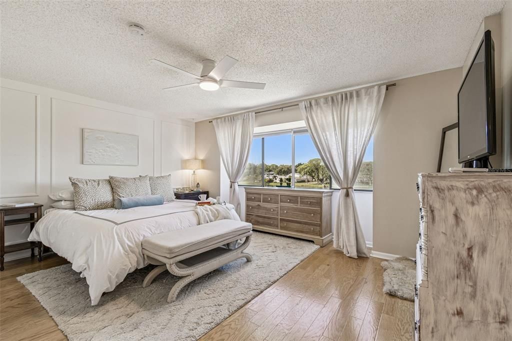 Activo con contrato: $455,000 (3 camas, 3 baños, 2030 Pies cuadrados)