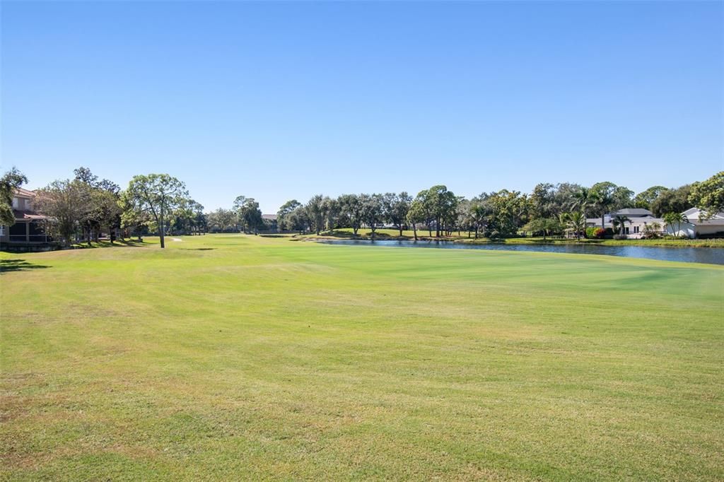 Activo con contrato: $455,000 (3 camas, 3 baños, 2030 Pies cuadrados)