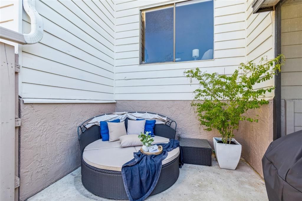 Activo con contrato: $455,000 (3 camas, 3 baños, 2030 Pies cuadrados)