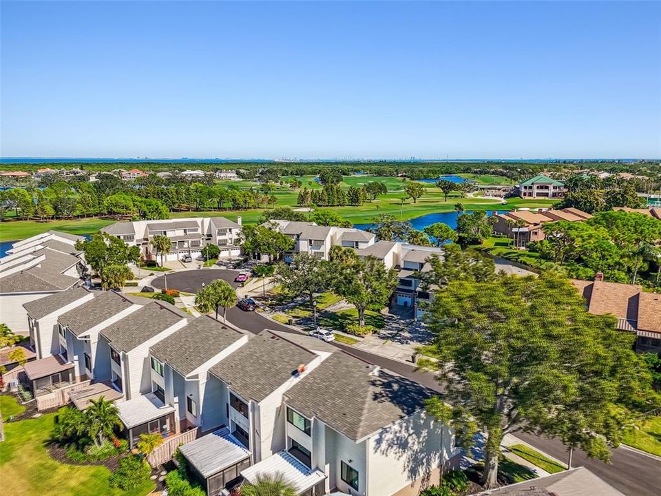 Activo con contrato: $455,000 (3 camas, 3 baños, 2030 Pies cuadrados)