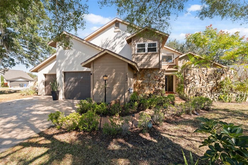 For Sale: $680,000 (4 beds, 3 baths, 2307 Square Feet)