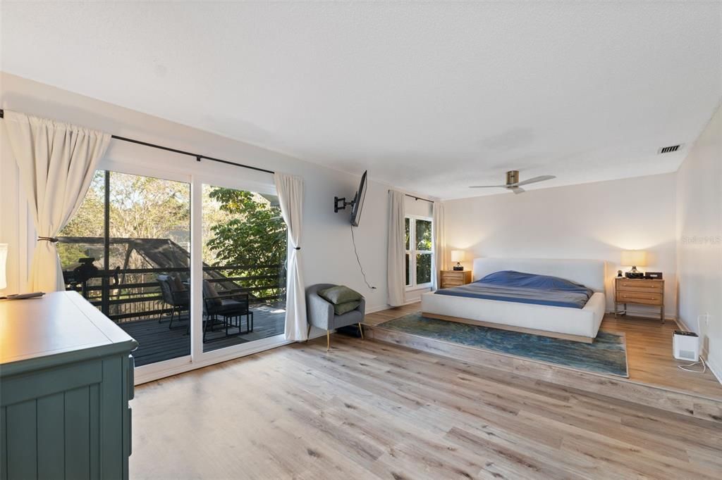 For Sale: $680,000 (4 beds, 3 baths, 2307 Square Feet)