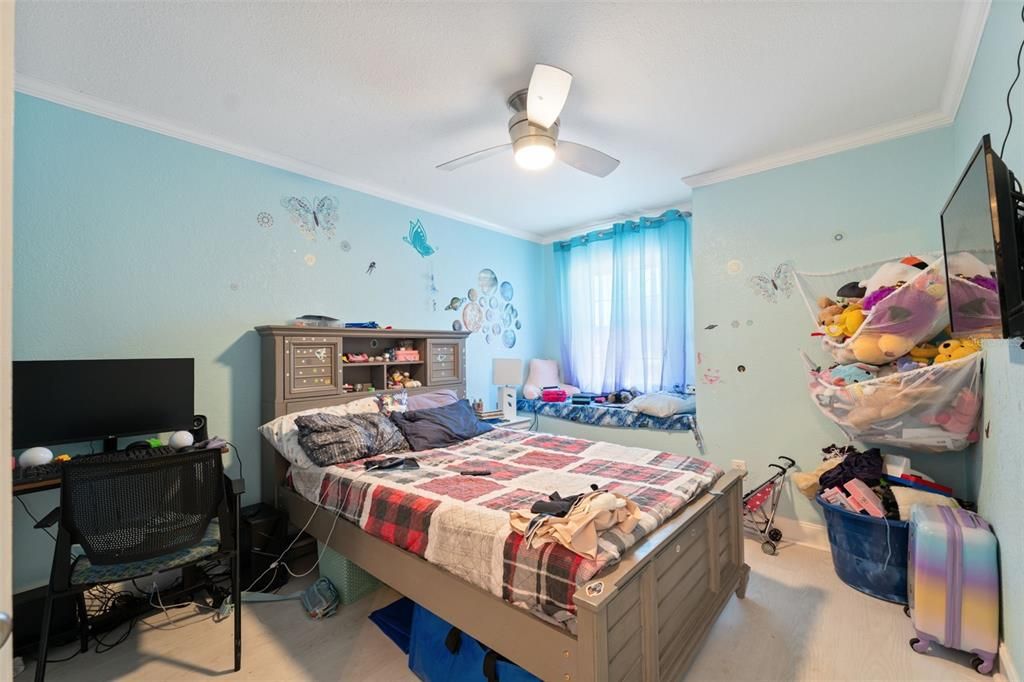 For Sale: $395,000 (4 beds, 2 baths, 1767 Square Feet)