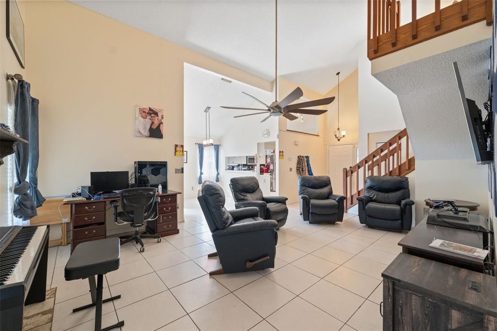 For Sale: $395,000 (4 beds, 2 baths, 1767 Square Feet)