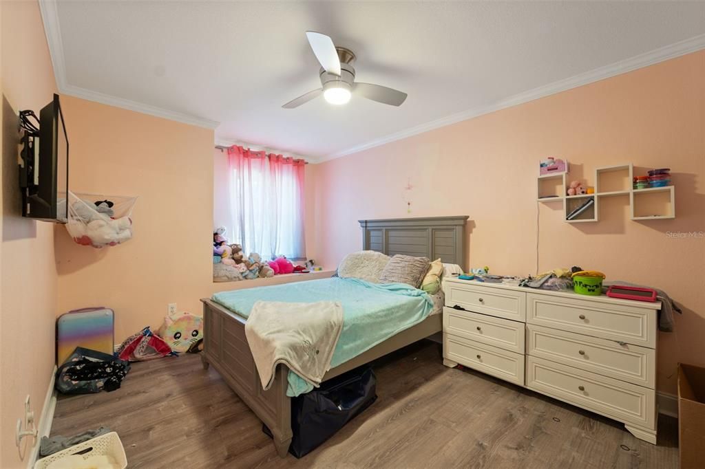 For Sale: $395,000 (4 beds, 2 baths, 1767 Square Feet)