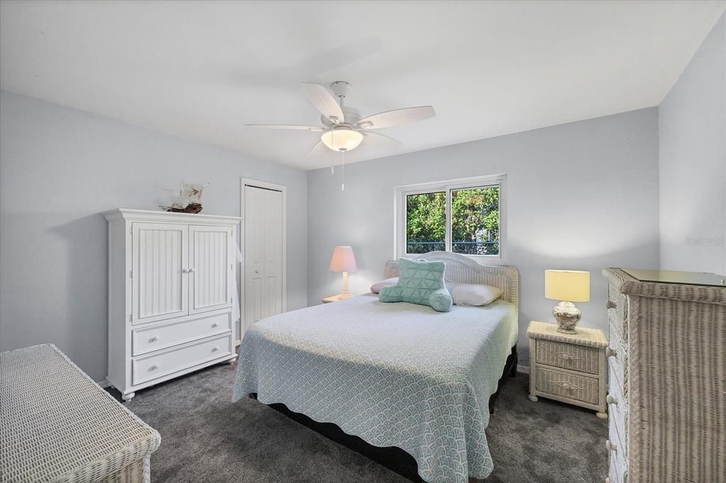 待售: $589,000 (3 贝兹, 2 浴室, 2527 平方英尺)