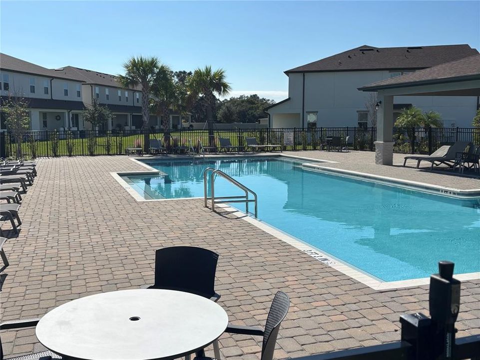 For Rent: $2,300 (3 beds, 2 baths, 1670 Square Feet)