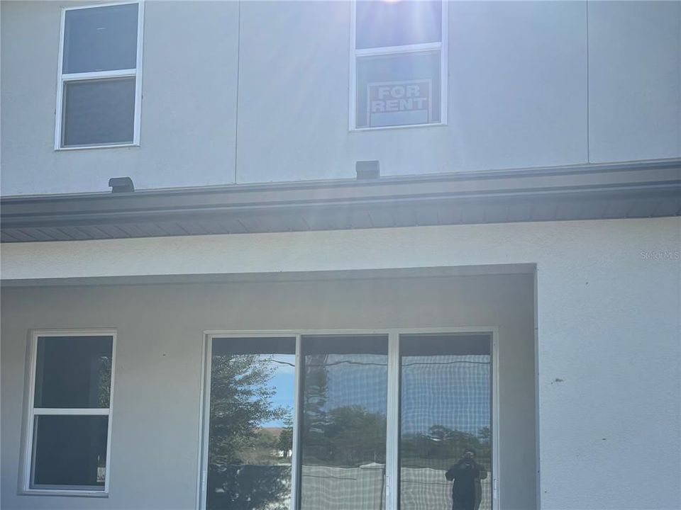 For Rent: $2,300 (3 beds, 2 baths, 1670 Square Feet)