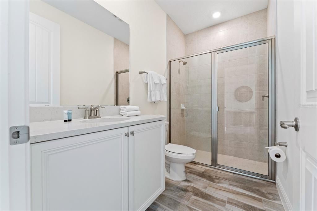 For Sale: $445,000 (4 beds, 3 baths, 1719 Square Feet)