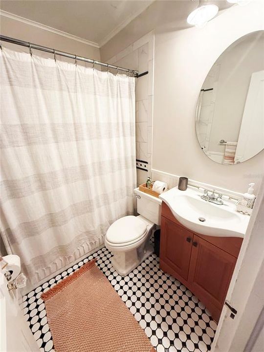 En Venta: $799,999 (4 camas, 2 baños, 1860 Pies cuadrados)