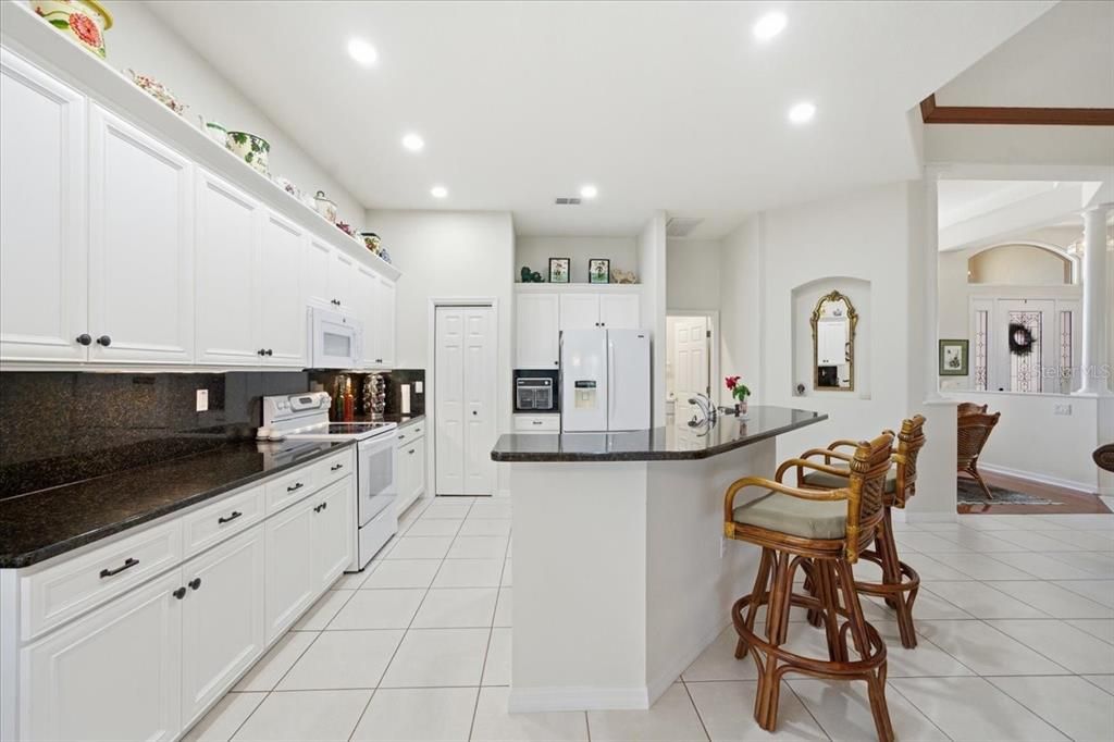 For Sale: $424,750 (3 beds, 2 baths, 2655 Square Feet)