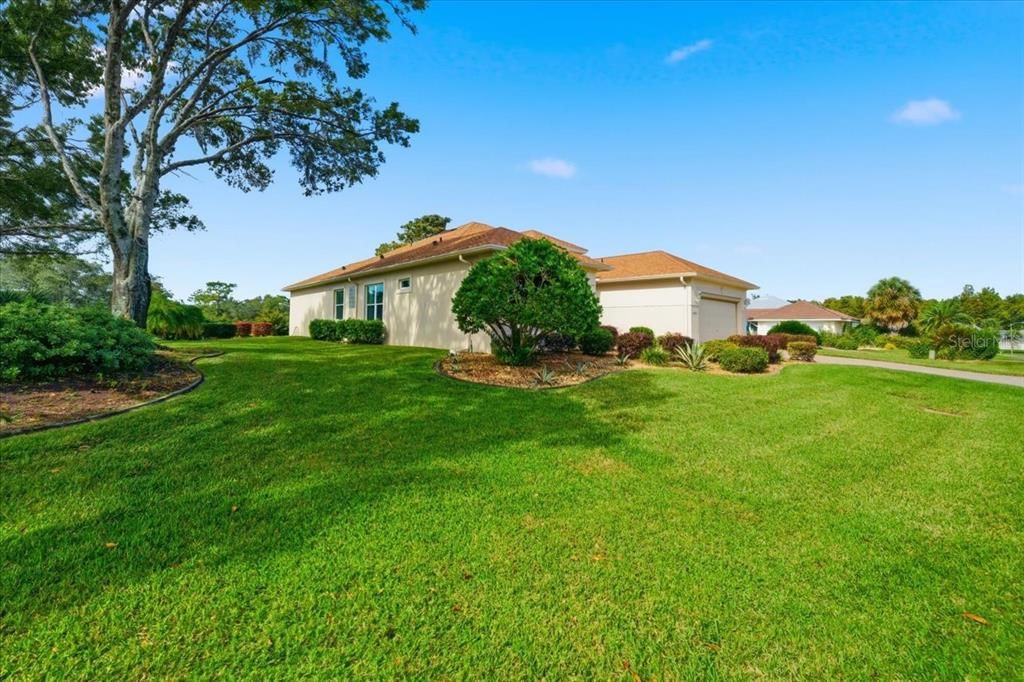 For Sale: $424,750 (3 beds, 2 baths, 2655 Square Feet)