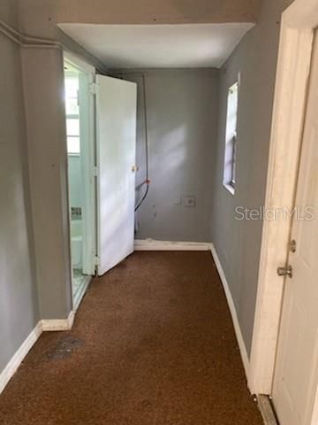 出租: $800 (2 贝兹, 1 浴室, 704 平方英尺)