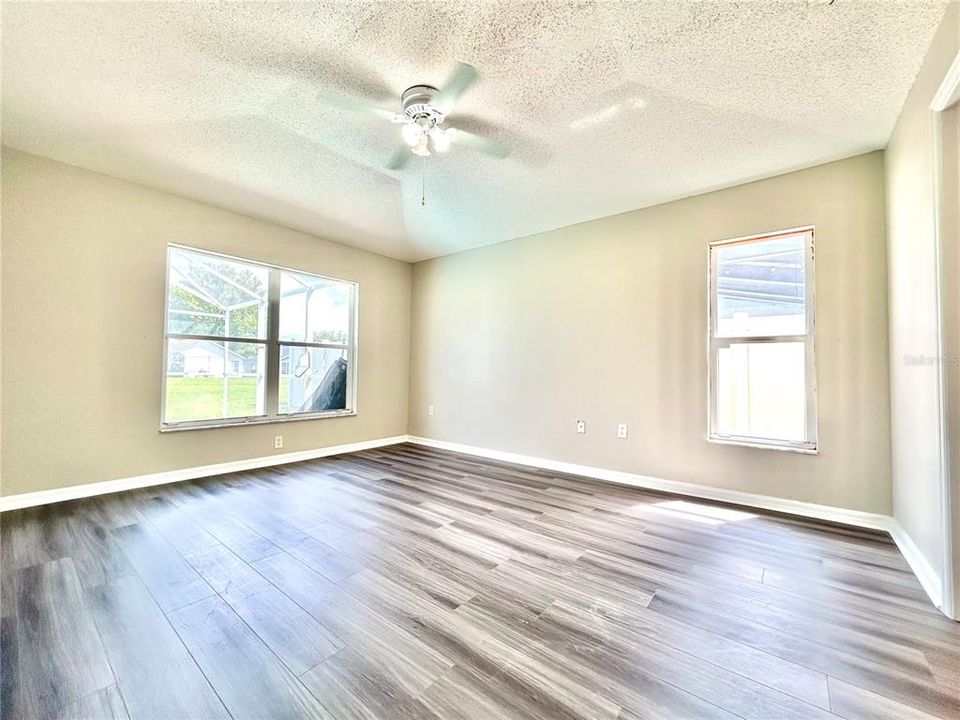 For Rent: $2,200 (4 beds, 2 baths, 1920 Square Feet)