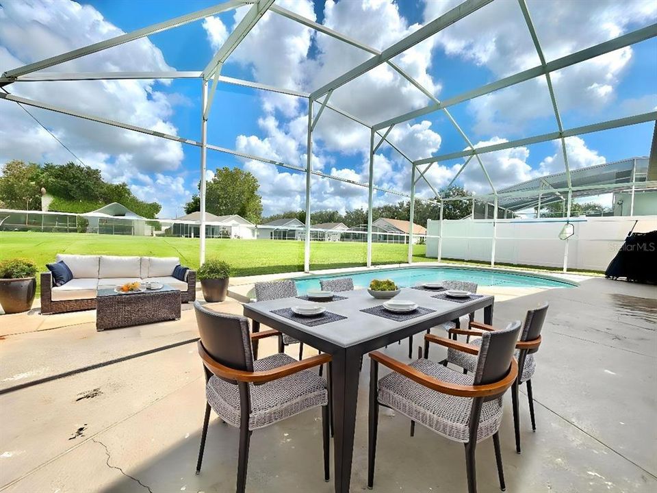 For Rent: $2,200 (4 beds, 2 baths, 1920 Square Feet)