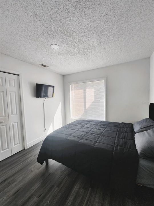 出租: $2,500 (4 贝兹, 2 浴室, 1732 平方英尺)