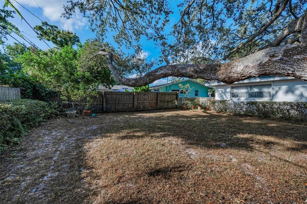 For Sale: $495,000 (4 beds, 3 baths, 2213 Square Feet)