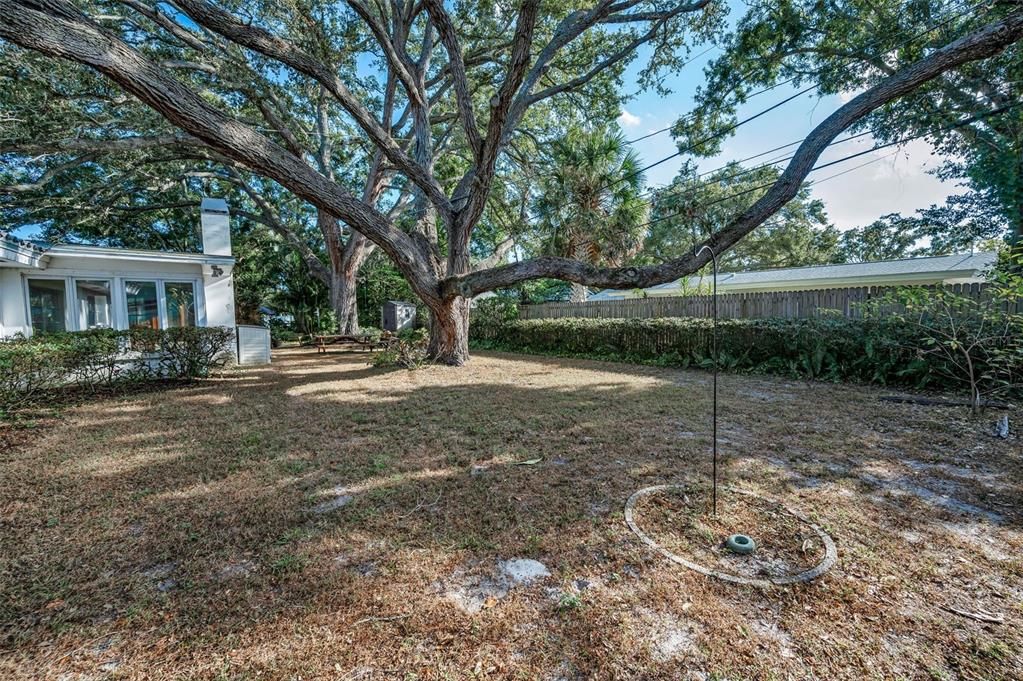 For Sale: $495,000 (4 beds, 3 baths, 2213 Square Feet)