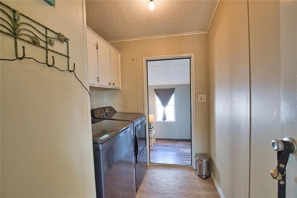 Active With Contract: $165,000 (2 beds, 2 baths, 1184 Square Feet)