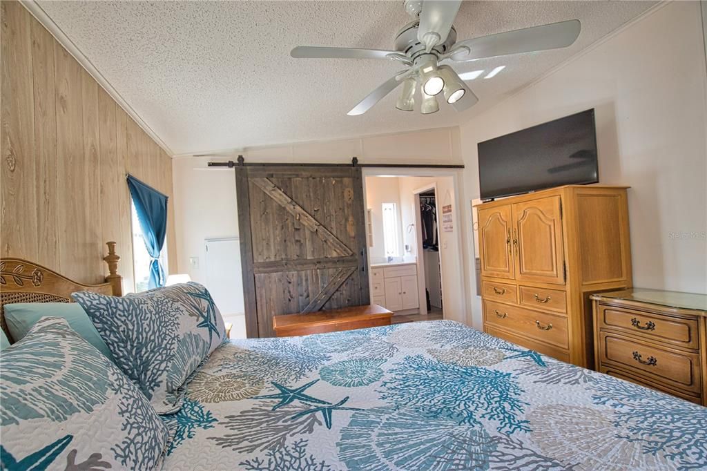 Active With Contract: $165,000 (2 beds, 2 baths, 1184 Square Feet)