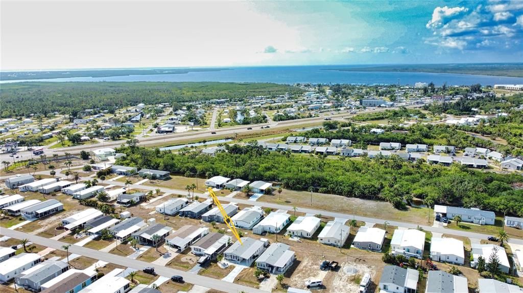 Active With Contract: $165,000 (2 beds, 2 baths, 1184 Square Feet)